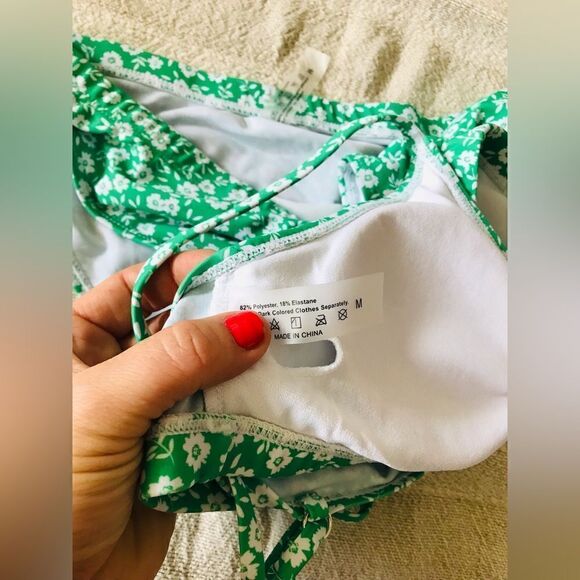 Green floral bikini | size medium - Picture 5 of 5